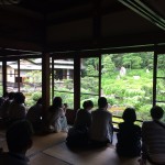 両足院・半夏生の庭園特別公開